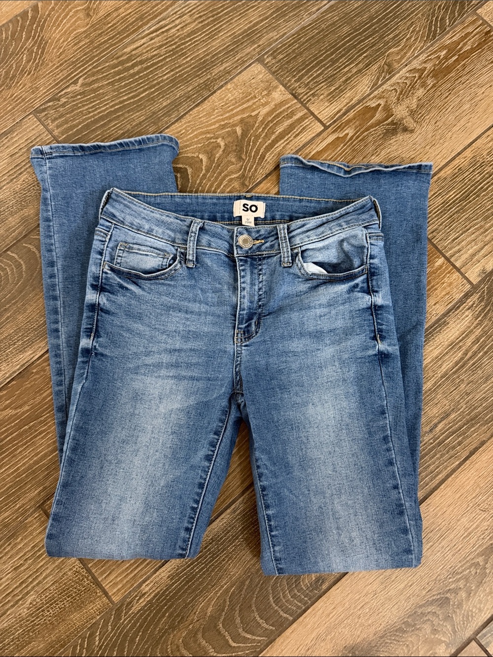 SO Bootcut Jeans in Medium Blue Faded Wash